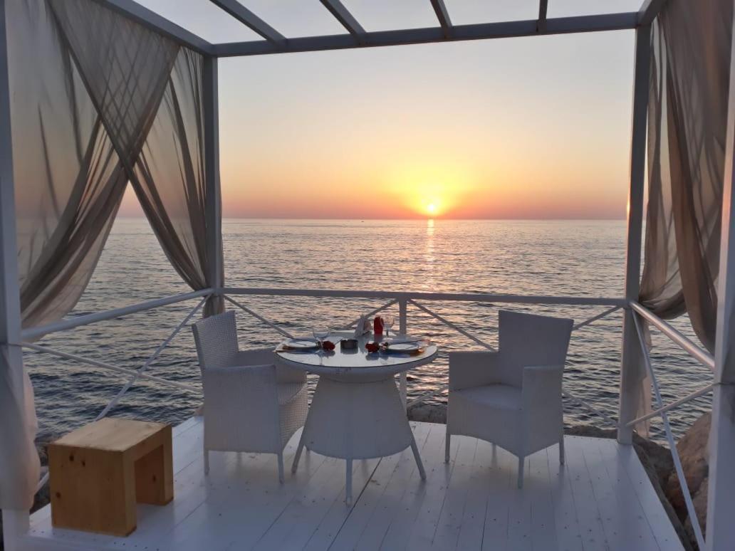 Four Seasons Halat Hotel 3*